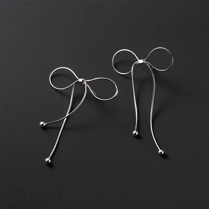 Infinite Style Earring.