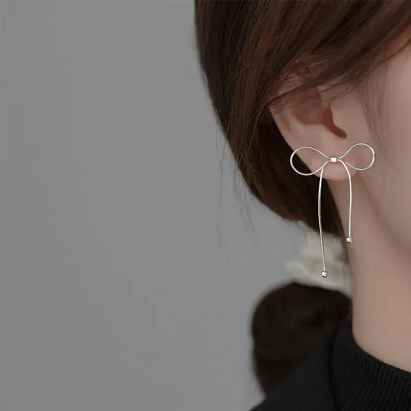 Infinite Style Earring.