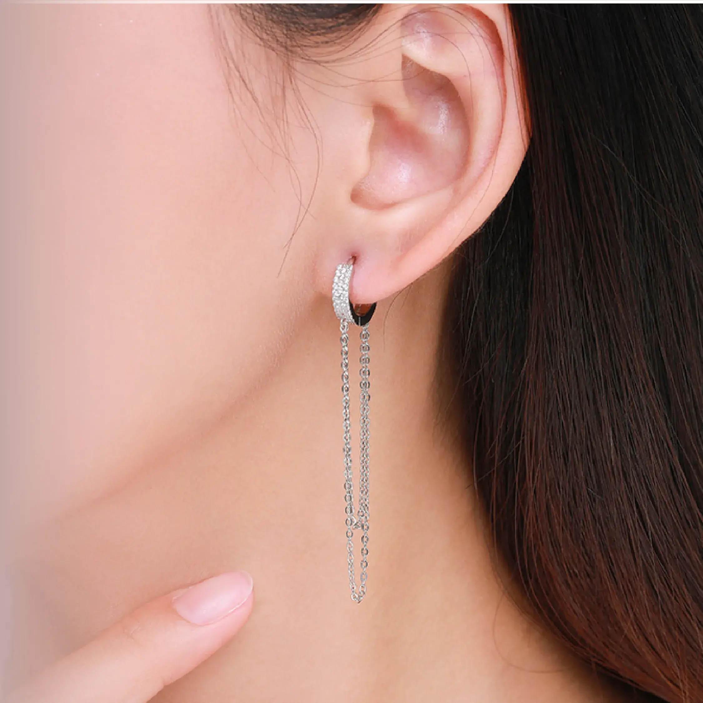 Sparkling Long Earring.