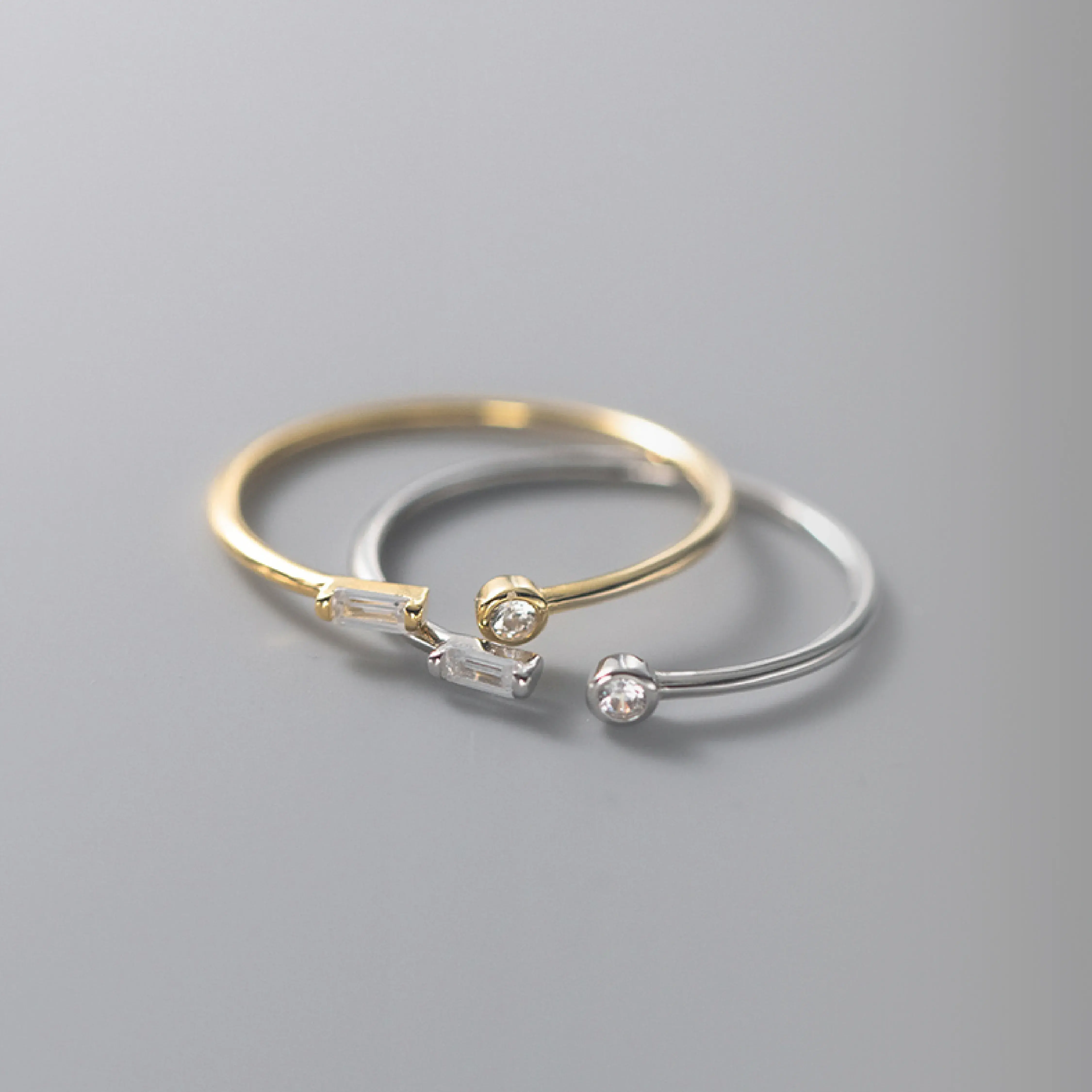 Simple Thin Rings.