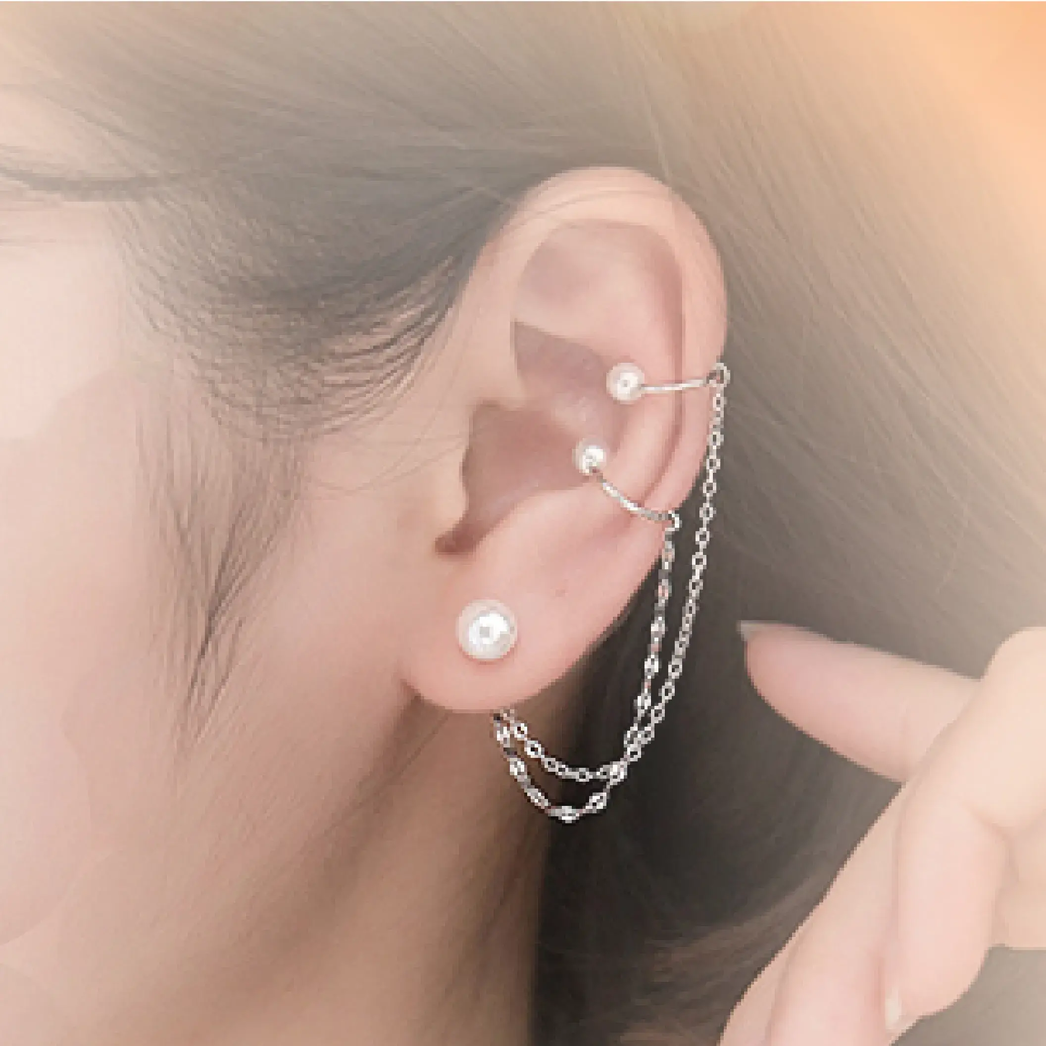 Elegant C Shape Earring.